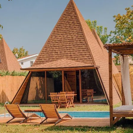 Pyramid * Sapanca